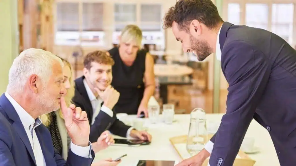 A Comprehensive Analysis of Marketing Advantages for Companies - Business & Money